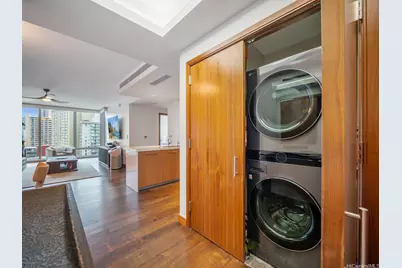 1555 Kapiolani Boulevard #914, Honolulu, HI 96814 - Photo 12