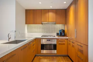 1555 Kapiolani Blvd, Honolulu, HI 96814 - Photo 4