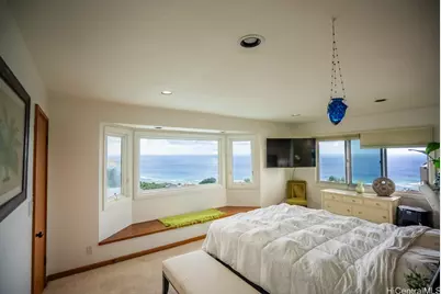 869 Ikena Circle, Honolulu, HI 96821 - Photo 8