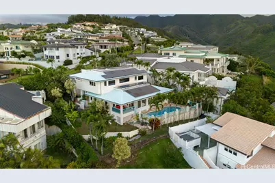869 Ikena Circle, Honolulu, HI 96821 - Photo 2