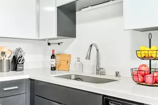 1310 Pensacola St, Honolulu, HI 96814 - Photo 12