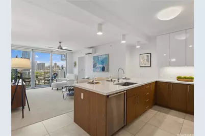 629 Keeaumoku Street #1710, Honolulu, HI 96814 - Photo 2