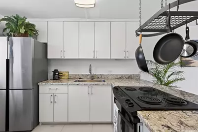 1128 Ala Napunani Street #1703, Honolulu, HI 96818 - Photo 14
