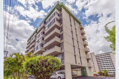 1015 Ala Napunani Street #802, Honolulu, HI 96818 - Photo 1