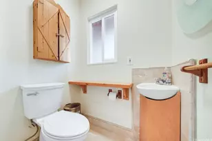 2047 10th Ave, Honolulu, HI 96816 - Photo 20