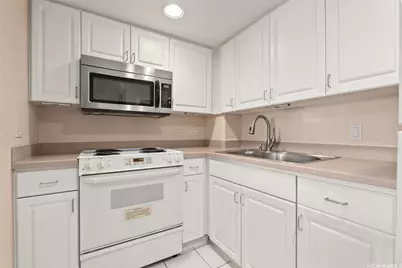 1314 Kalakaua Avenue #613, Honolulu, HI 96826 - Photo 6