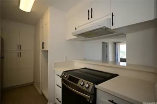 581 Kamoku St, Honolulu, HI 96826 - Photo 4