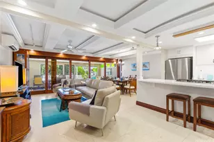 347 Kawaihae St, Honolulu, HI 96825 - Photo 1