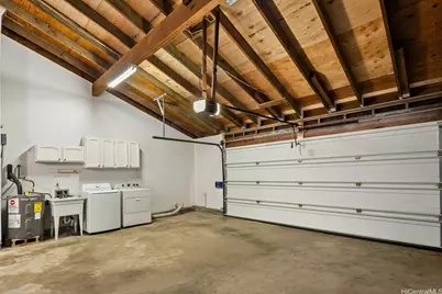 1360 Kaeleku Street, Honolulu, HI 96825 - Photo 18
