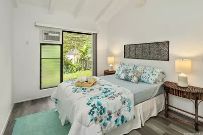 1360 Kaeleku Street, Honolulu, HI 96825 - Photo 12