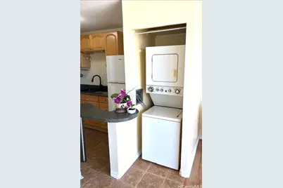 1560 Thurston Avenue #704, Honolulu, HI 96822 - Photo 12