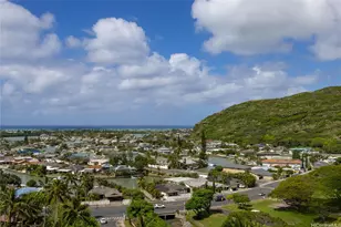 521 Hahaione St, Honolulu, HI 96825 - Photo 2