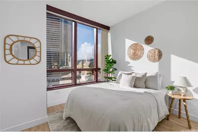 725 Kapiolani Boulevard #1004, Honolulu, HI 96813 - Photo 2