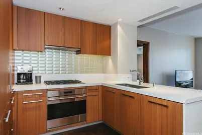 1555 Kapiolani Boulevard #1211, Honolulu, HI 96814 - Photo 2
