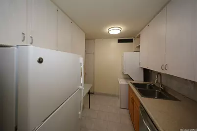 2465 Ala Wai Boulevard #704, Honolulu, HI 96815 - Photo 10