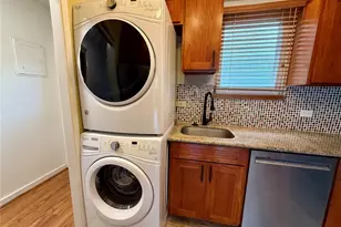 4954 Kilauea Ave, Honolulu, HI 96816 - Photo 6