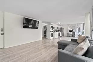 2421 Tusitala St, Honolulu, HI 96815 - Photo 4
