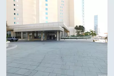 1177 Queen Street #1704, Honolulu, HI 96814 - Photo 2