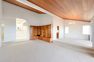 98-726 Keikialii St, Aiea, HI 96701 - Photo 2