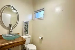 3943 Nioi Pl, Honolulu, HI 96816 - Photo 4