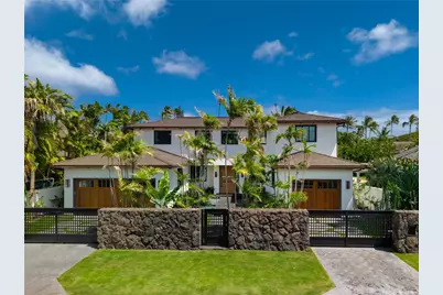 4561 Aukai Avenue, Honolulu, HI 96816 - Photo 1
