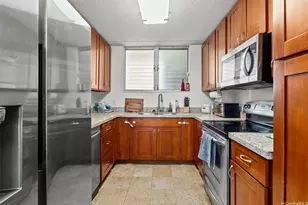 1717 Ala Wai Blvd, Honolulu, HI 96815 - Photo 4