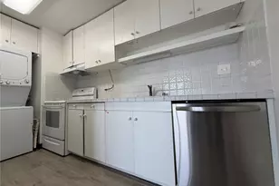 920 Ward Ave, Honolulu, HI 96814 - Photo 2