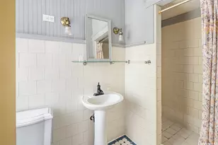 2001 Vancouver Dr, Honolulu, HI 96822 - Photo 12