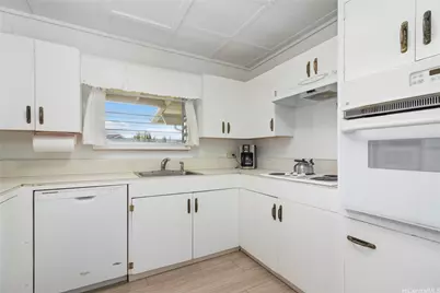 4571 Ukali Street, Honolulu, HI 96818 - Photo 6