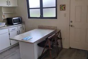 1042 17th Ave, Honolulu, HI 96816 - Photo 8