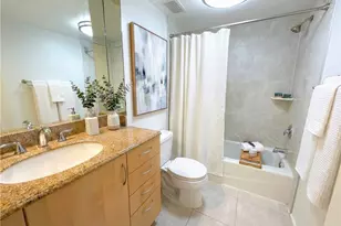 521 Hahaione St, Honolulu, HI 96825 - Photo 6