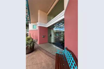 801 S King Street #2507, Honolulu, HI 96813 - Photo 2