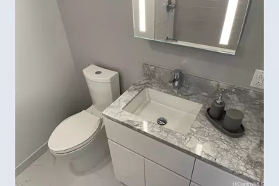 [Address not provided], Honolulu, HI 96814 - Photo 4