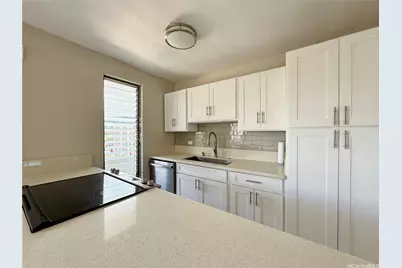 1670 Kalakaua Avenue #802, Honolulu, HI 96826 - Photo 2