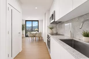 987 Queen St, Honolulu, HI 96814 - Photo 1