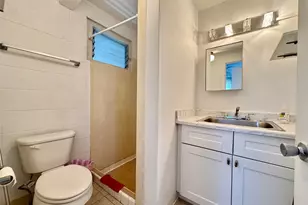 3347 George St, Honolulu, HI 96815 - Photo 2