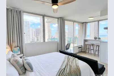 444 Kanekapolei Street #1402, Honolulu, HI 96815 - Photo 4
