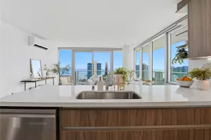 1500 Rycroft St, Honolulu, HI 96814 - Photo 2