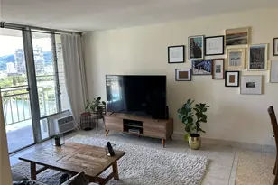 2415 Ala Wai Blvd, Honolulu, HI 96815 - Photo 4