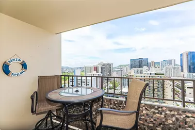 2240 Kuhio Avenue #2006, Honolulu, HI 96815 - Photo 2