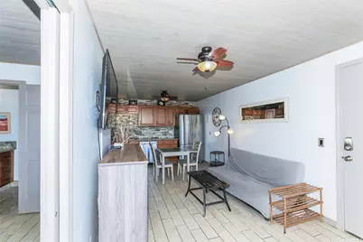 2240 Kuhio Avenue #2006, Honolulu, HI 96815 - Photo 4
