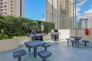 469 Ena Rd, Honolulu, HI 96815 - Photo 24