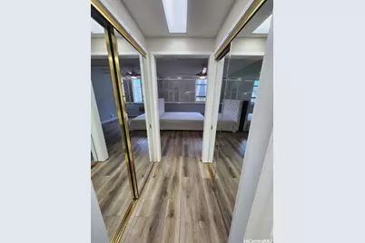 2500 Kalakaua Avenue #201, Honolulu, HI 96815 - Photo 4