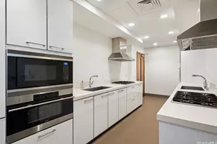1555 Kapiolani Blvd, Honolulu, HI 96814 - Photo 14
