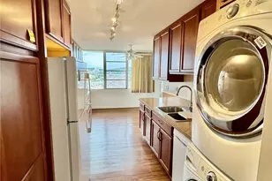 2825 S King St, Honolulu, HI 96826 - Photo 6