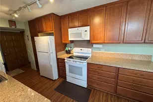 2825 S King St, Honolulu, HI 96826 - Photo 8