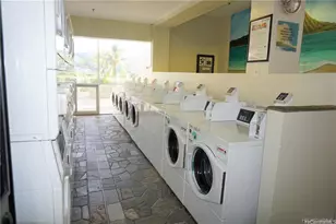 445 Seaside Ave, Honolulu, HI 96815 - Photo 12