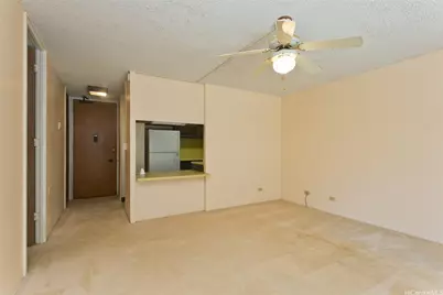 1114 Wilder Avenue #207, Honolulu, HI 96822 - Photo 4