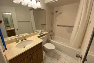 1778 Ala Moana Blvd, Honolulu, HI 96815 - Photo 12