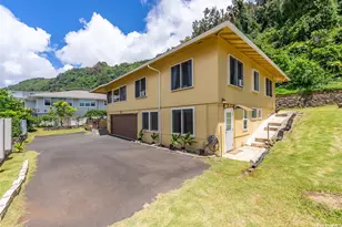 2811 Henry St, Honolulu, HI 96817 - Photo 2